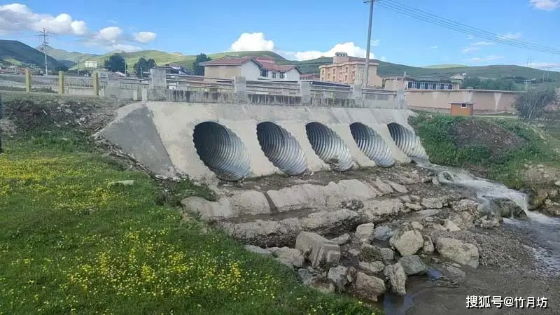 鋼波紋管涵：為何它能替代傳統(tǒng)水泥涵洞？